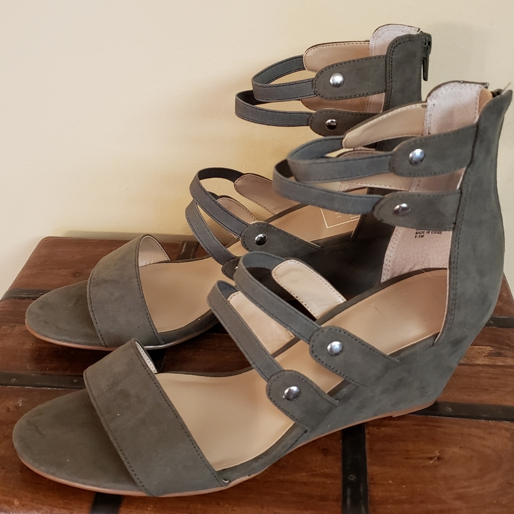 - NWT NIB Kaari Blue Heel